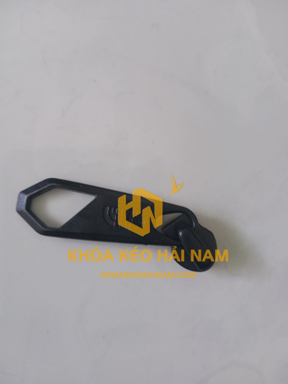 Đầu khóa kéo nylon YKK 40