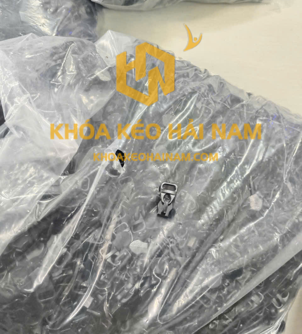 Nhà cung cấp khóa kéo YKK cho xưởng may và doanh nghiệp